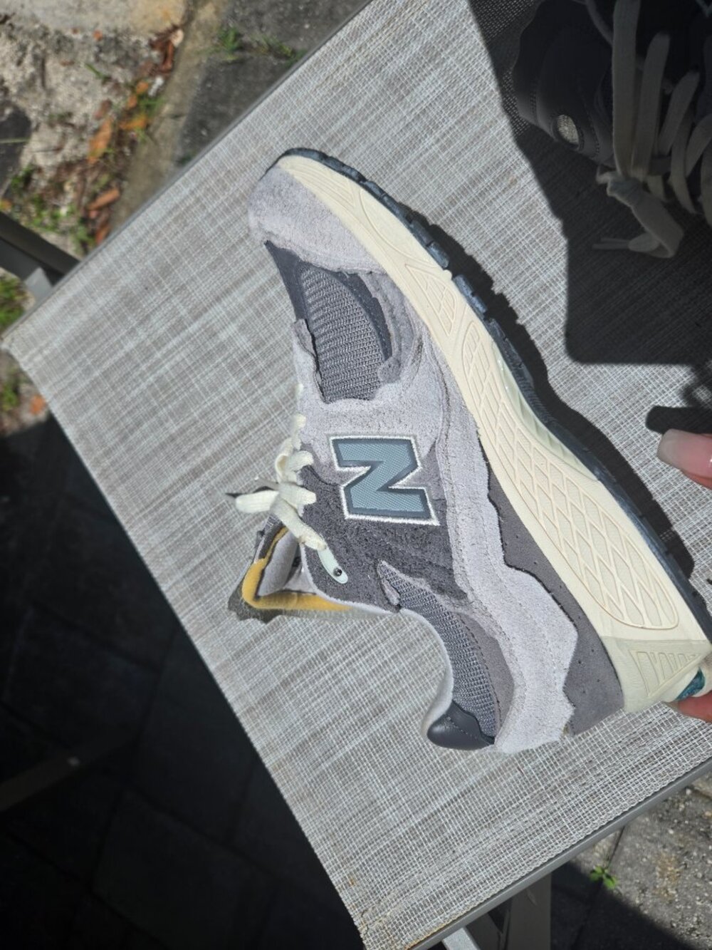 New Balance 2002r Grey Trainers View 5